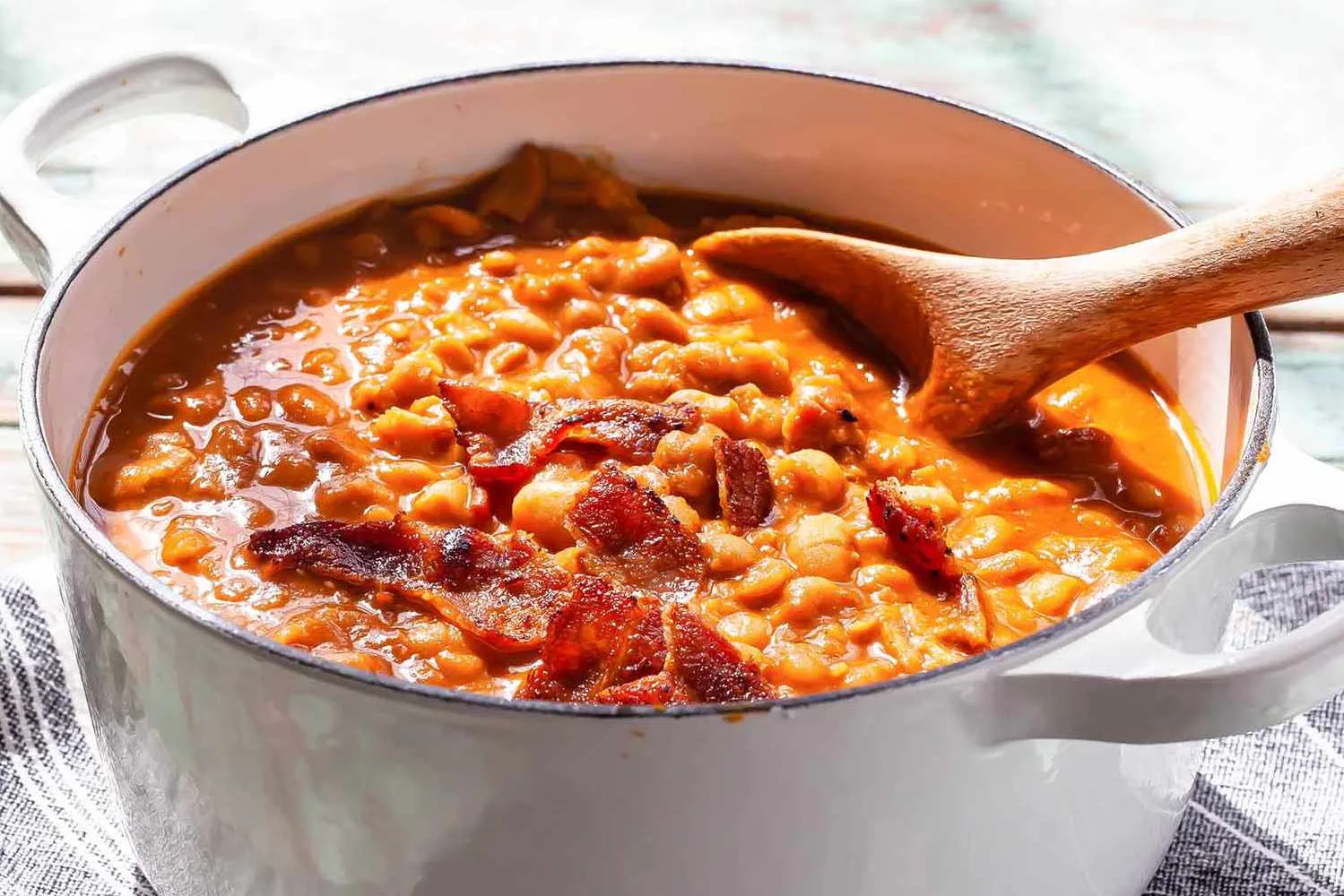 How To Make Canned Baked Beans Taste Homemade (The Fix Is in Your Pantry)